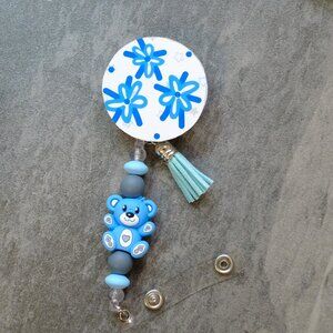 Fun Trending Beaded Badge Reels, Handmade, retractable, clip, holder, blue, bear